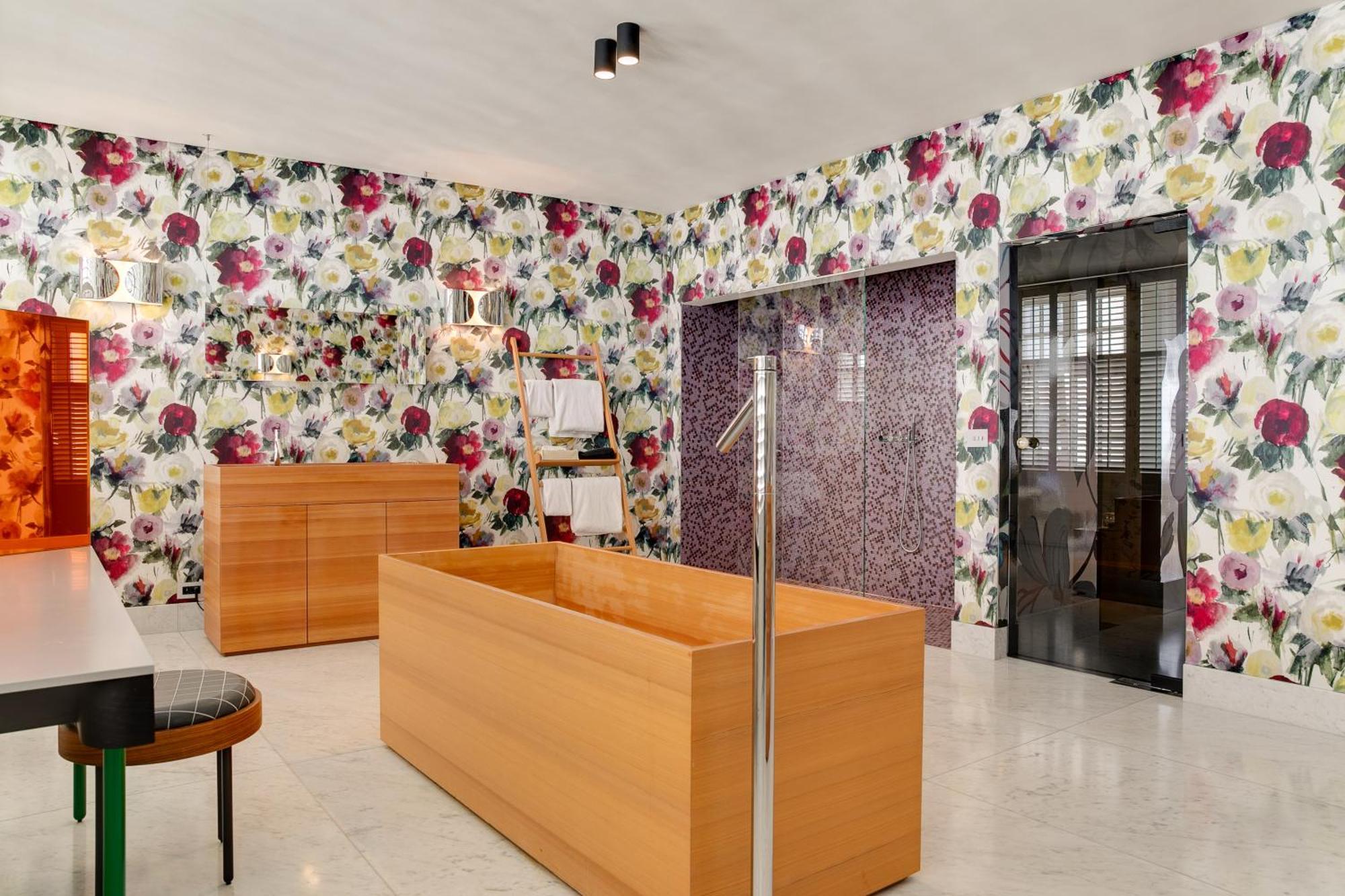Small Luxury Hotel De Witte Lelie Amberes Exterior foto