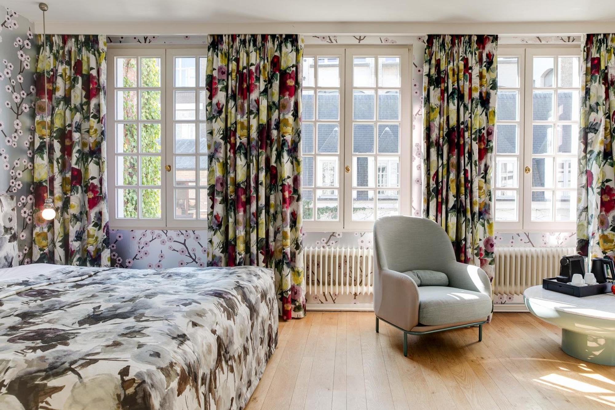 Small Luxury Hotel De Witte Lelie Amberes Exterior foto