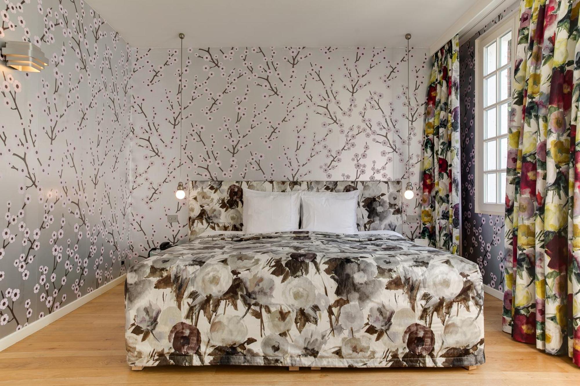 Small Luxury Hotel De Witte Lelie Amberes Exterior foto